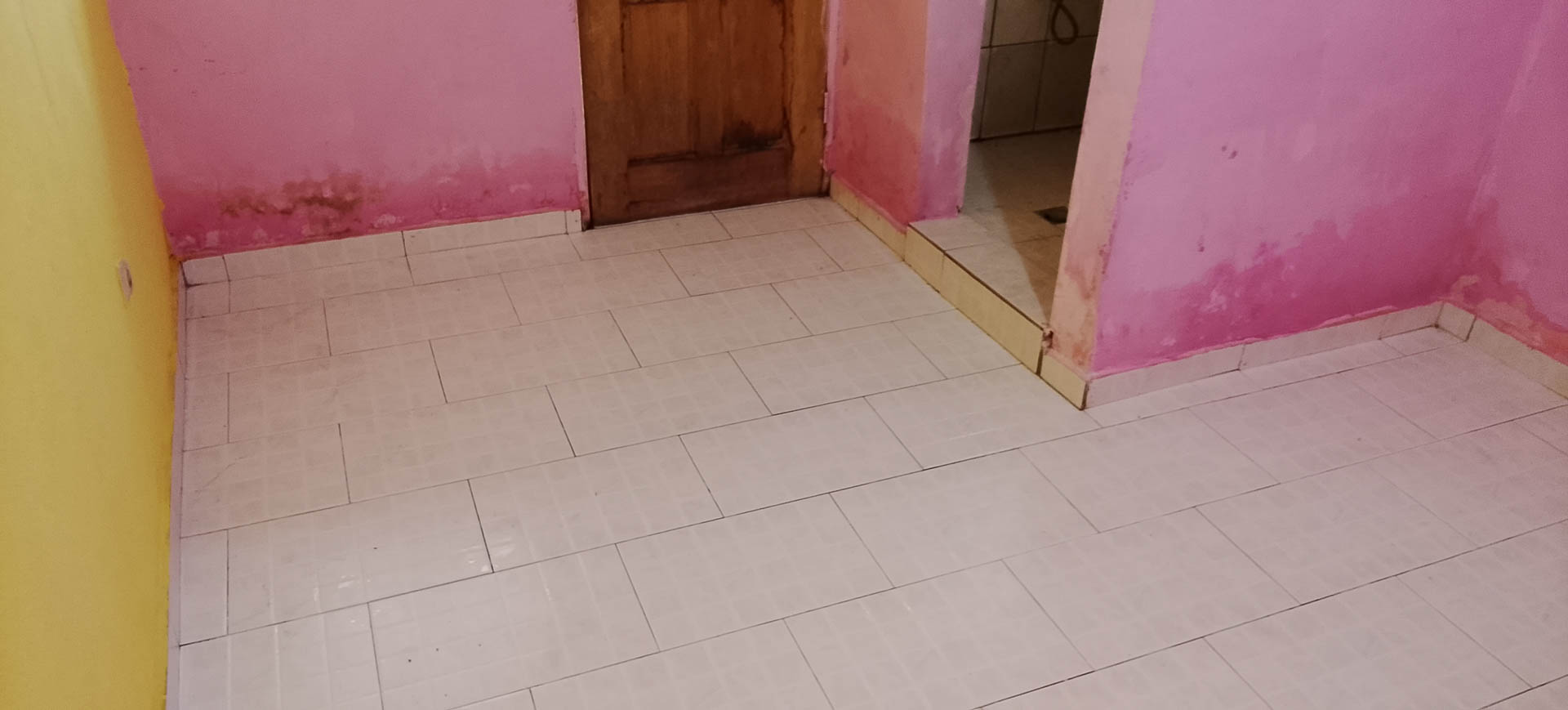 P0826-001-5 Chambre à louer – PK 17 Université – 20 000 FCFA