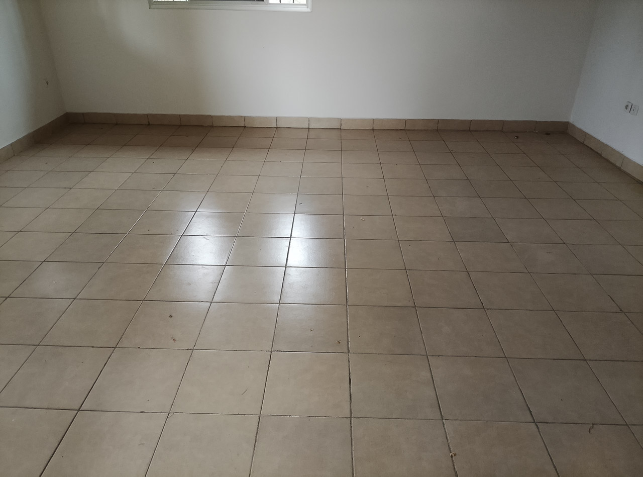 Appartement à louer 2 chambres Logbessou – 396 m²