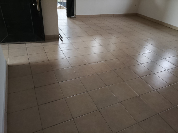Appartement à louer – 2 chambres – Logbessou Rue Christina