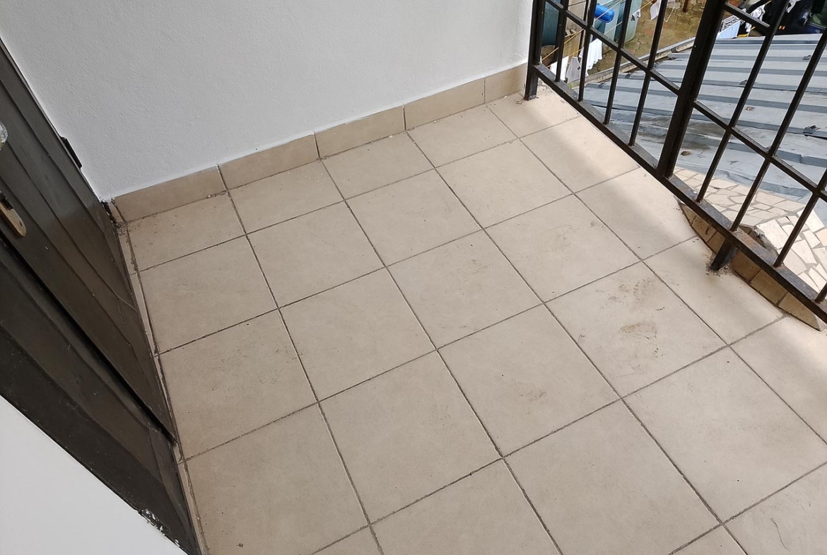 Appartement à louer 2 chambres Logbessou – 396 m²