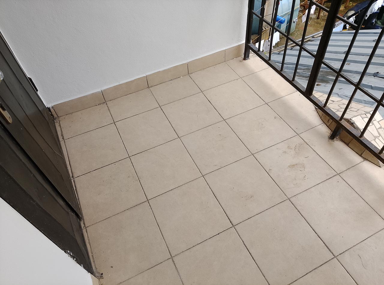 Appartement à louer 2 chambres Logbessou – 396 m²