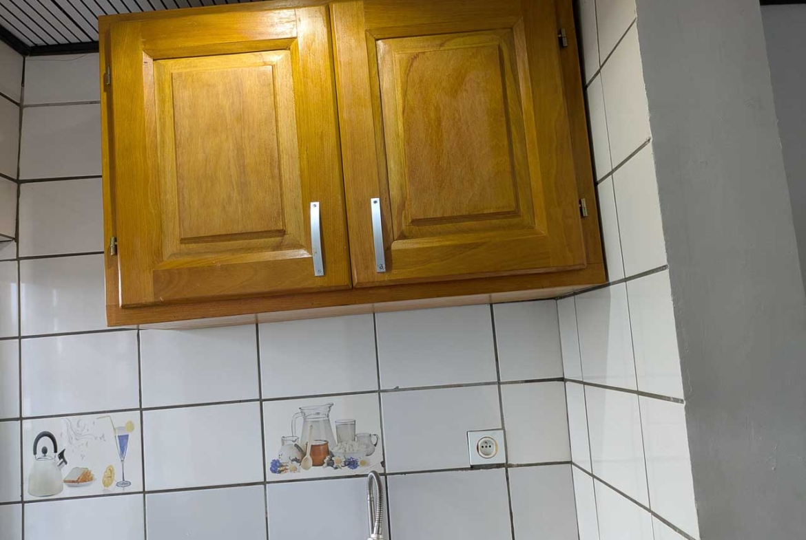 Chambre à louer Pk 17 – 40000 FCFA