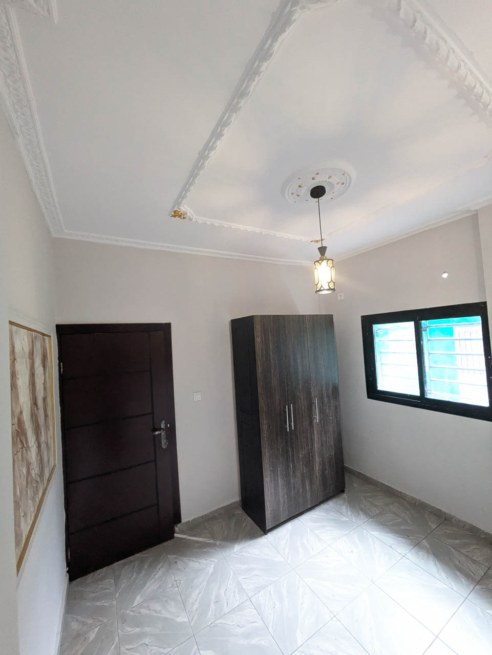 Studio à louer – 1 chambre – Logpom Contenaire rouge
