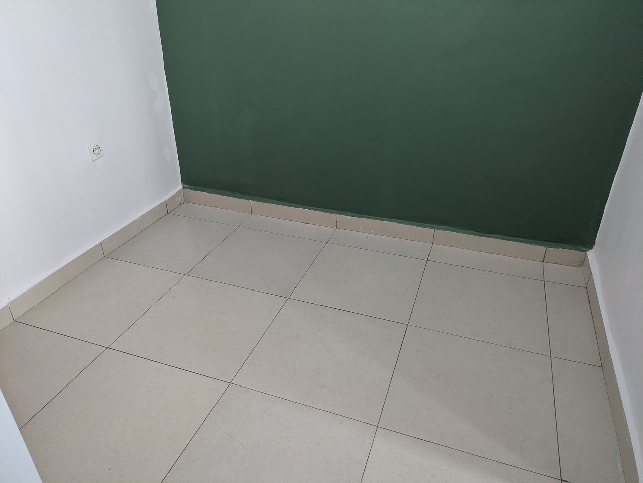 P0826-011-1 Chambre à louer Pk 17 – 40.000F