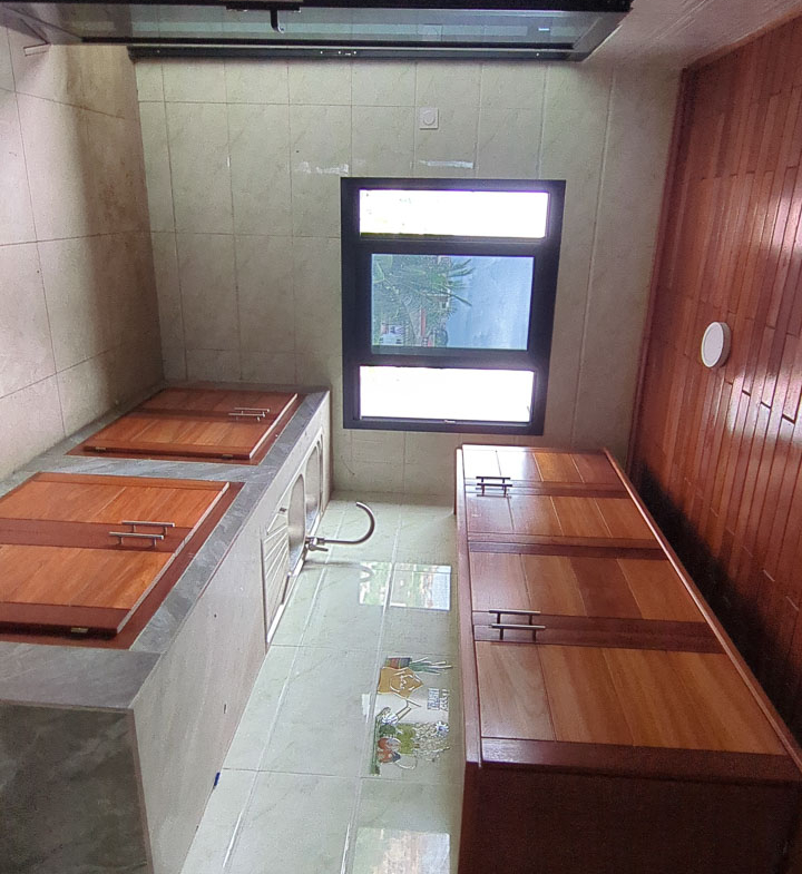 Appartement à louer (2) – 3 chambres – Kotto