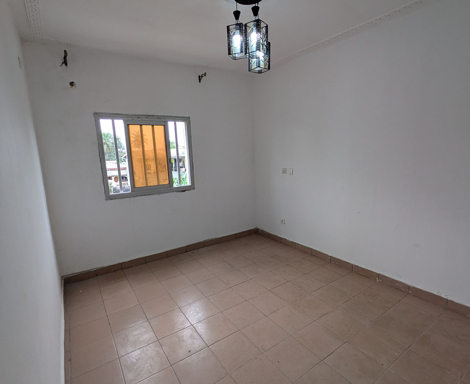 Appartement à louer – 3 chambres – Kotto Briquiny