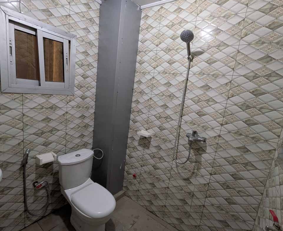 Appartement à louer – 3 chambres – Kotto Briquiny