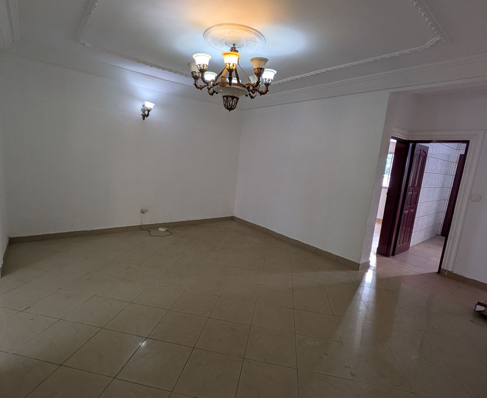 Appartement à louer – 3 chambres – Kotto Briquiny