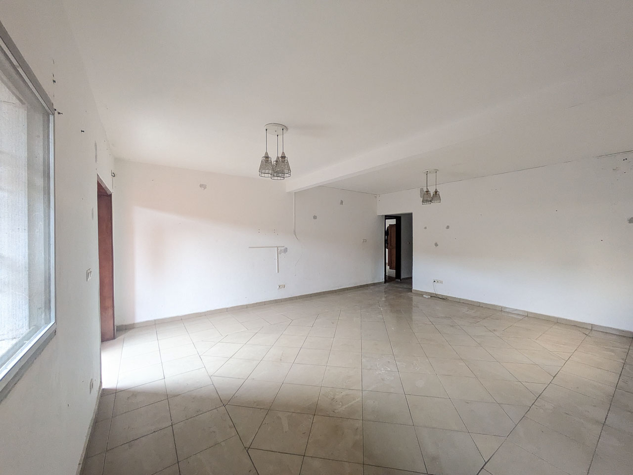 Appartement à louer 3 chambres, 2 douches – Bonamoussadi