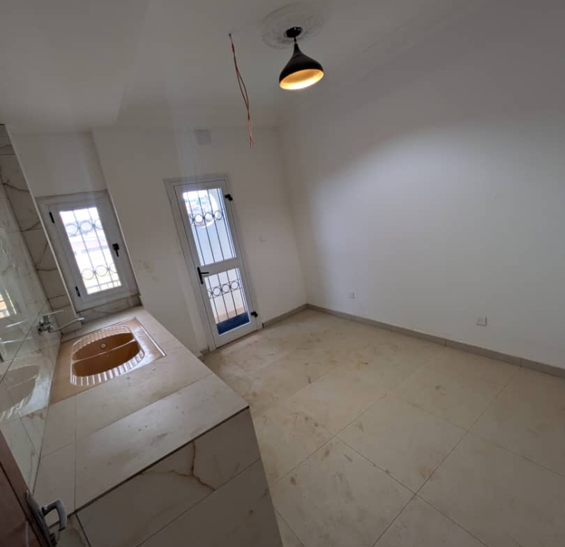 Appartement à louer à Yaoundé, Essos