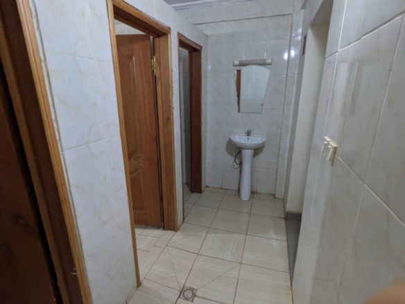 Appartement à louer à Yaoundé, Essos