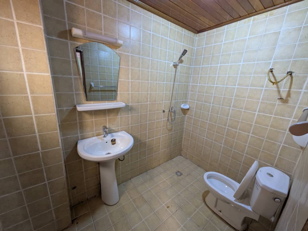 Studio à louer à Biyem-assi, Yaoundé