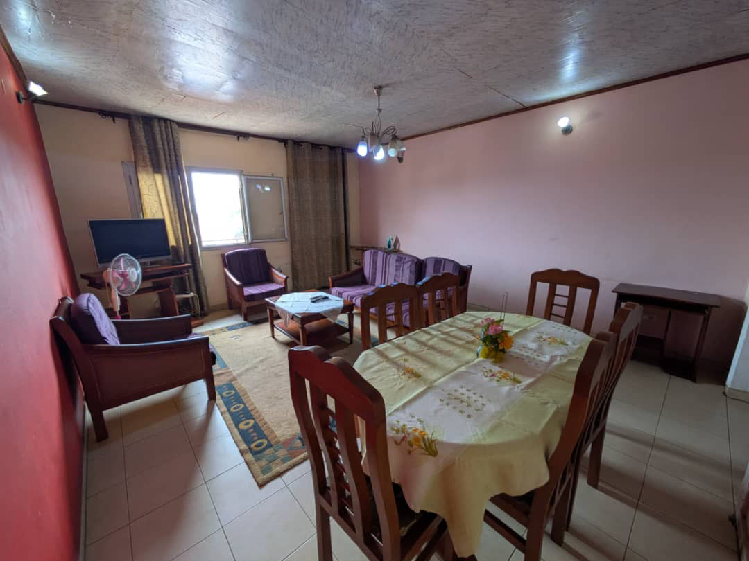 L022-6 Appartement à louer à Biyem-assi, Yaoundé