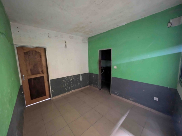 Studio à louer à Ndogbong, Douala