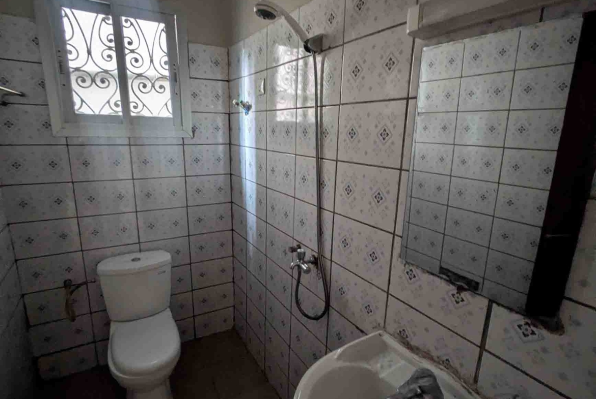 Studio à louer à Logpom, Douala