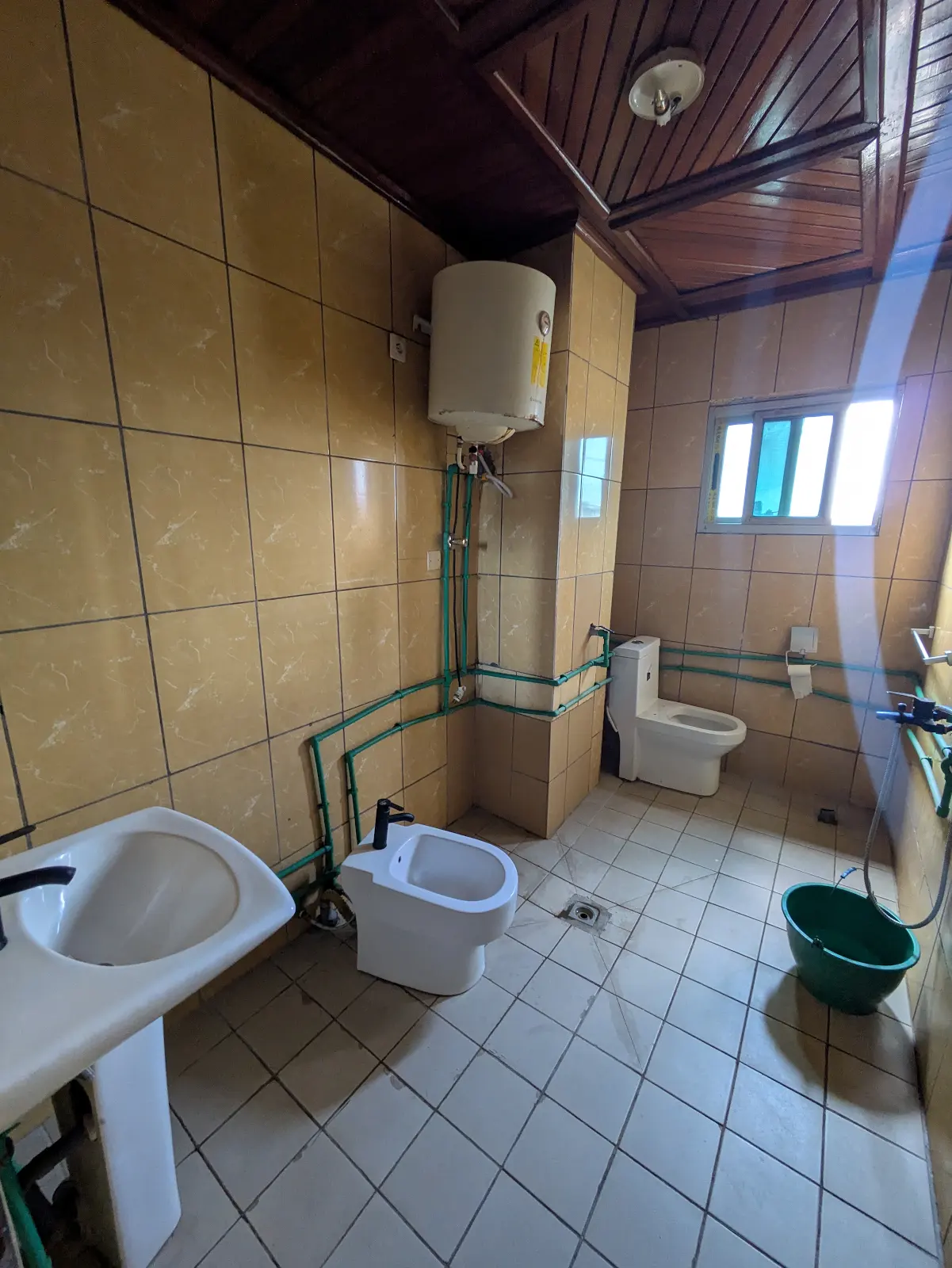 Appartement à louer 2 chambres, 3 douches – Bonamoussadi