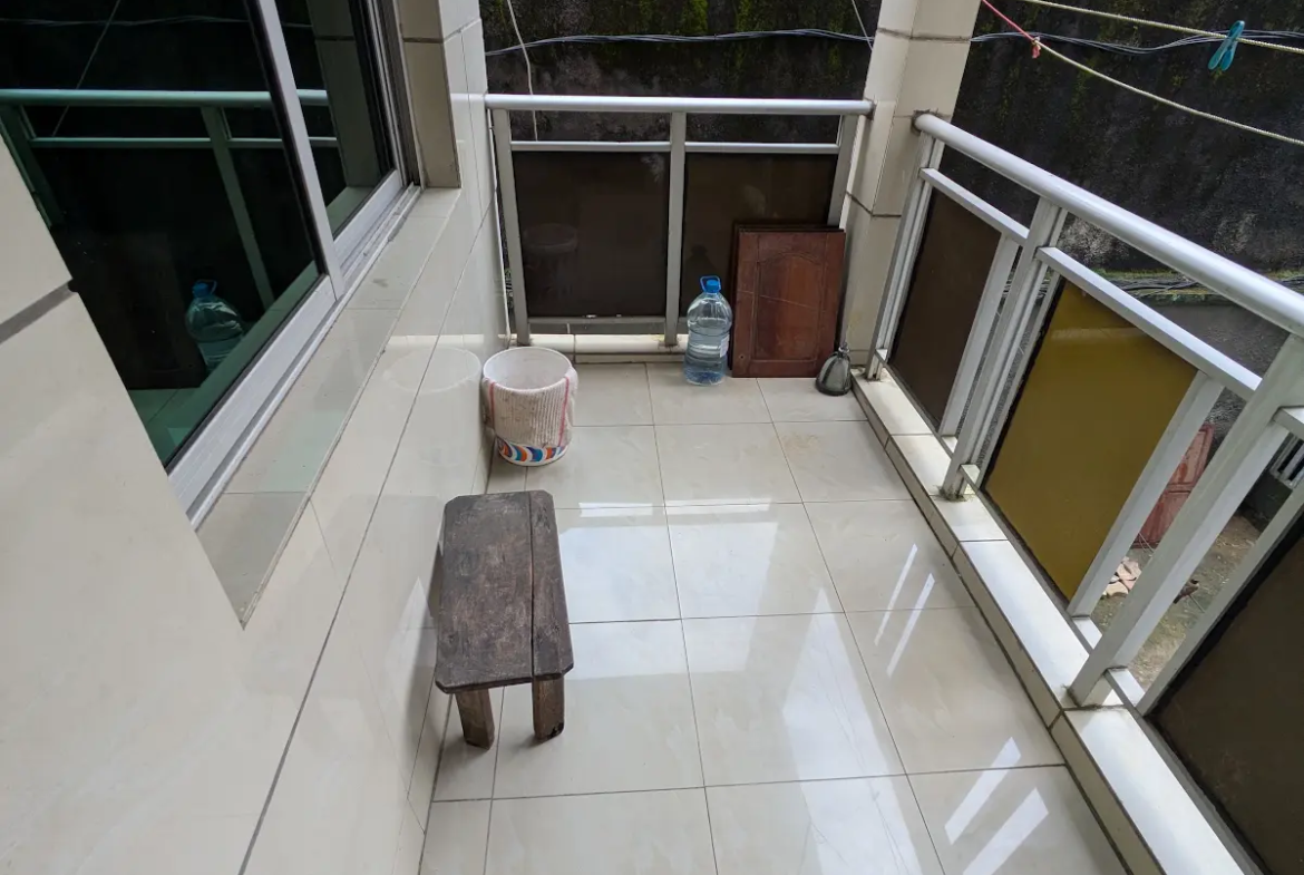 Appartement à louer 2 chambres, 3 douches – Bonamoussadi