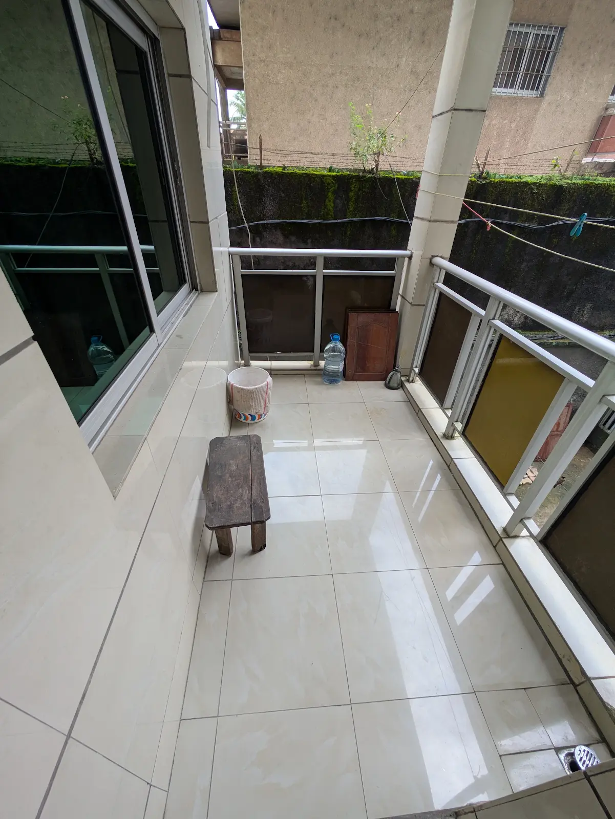 Appartement à louer 2 chambres, 3 douches – Bonamoussadi