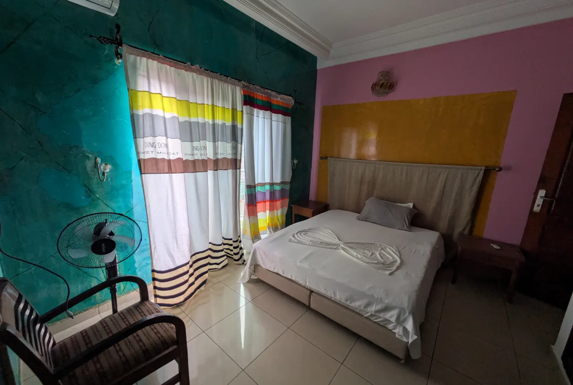 Studio à louer Bonamoussadi