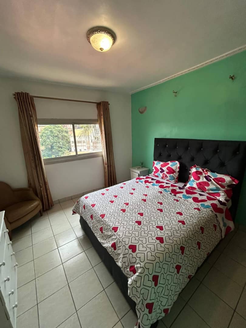 Appartement à louer à Yaoundé, Essos