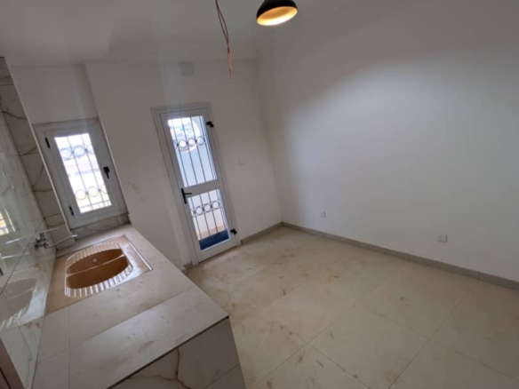 Studio à louer Yaoundé, Essos
